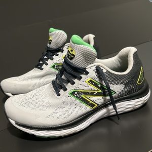 ***SOLD*** M8.5 W10 New Balance Fresh Foam 680v7 Running Sneaker